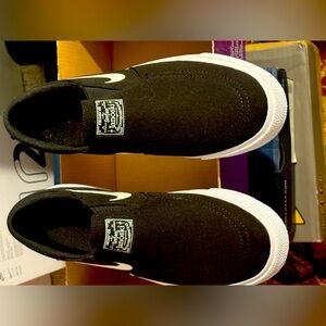 Nike Black and White Sneakers